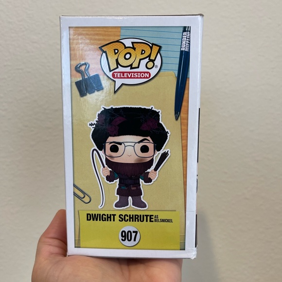 Funko Pop! The Office Dwight Schrute As Belsnickel #907 - Picture 6 of 8